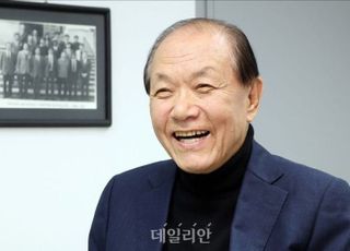 [인터뷰] 황우여 "절대권력은 절대부패…내각제 개헌해야"