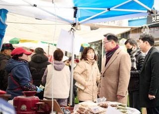 강수현 양주시장, 설 명절 ‘현장 소통’ 행보ⵈ 군부대.재래시장방문