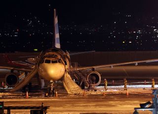 김해공항 에어부산 화재, 3명 경상·항공기 반소…“사고 원인 조사 중”