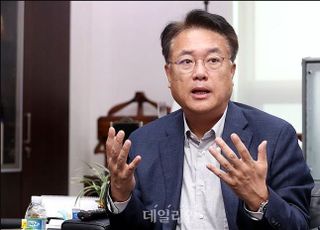 尹 접견하고 돌아온 정진석 "견위수명의 자세로 난관 헤쳐나가자"