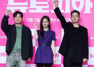 윤성현 감독·박정민·지수 '뉴토피아', K-좀비물의 새 기준 [D:현장]