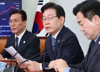 [2/6(목) 데일리안 출근길 뉴스] 이재명의 노골적인 재판지연 전략들…"끌려다니지 않는 재판부의 강행의지·결단 필요" [법조계에 물어보니 617] 등