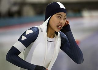 ‘0.004초 차’ 이나현, 김민선 제치고 스피드 스케이팅 여자 100m 금메달 [하얼빈 동계AG]