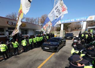 與 '尹 줄면회' 예고에 고개드는 '강성론'…우려 커진다