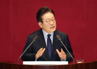 [전문] 이재명 "'국회의원 국민소환제' 도입하자…30조 추경해야"