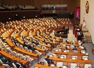 막말·고성 오간 대정부질문 첫날…"내란 동조" "입법 폭주" 또 격돌