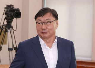 이화영 측근 '대북지원 부당지시' 혐의 1심 징역형 집행유예