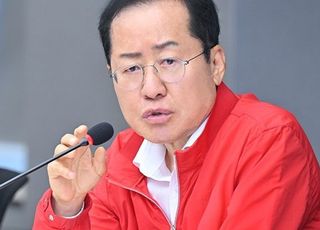 홍준표 "명태균과 관련 없어…나는 여론조작 당한 피해자"