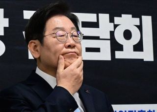 [2/21(금) 데일리안 출근길 뉴스] '중도보수 선언' 이재명에 민주당 발칵…노선 논쟁 후폭풍 여전 등