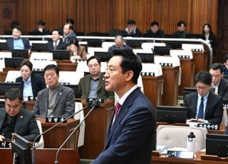 오세훈, '계엄군 CCTV 열람' 논란에 "탄핵 국면 지나고 정리할 것"