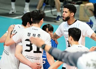 ‘5R 1위 확정 최초’ 현대캐피탈, 최강 수식어 달고 챔프전행