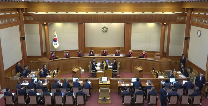 尹 선고시점, 평의 횟수에 달렸다…노무현은 11회, 박근혜 8회