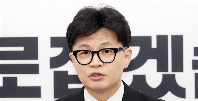 한동훈, 명태균으로 잠룡 견제? …“가짜뉴스 유포자 법적조치”