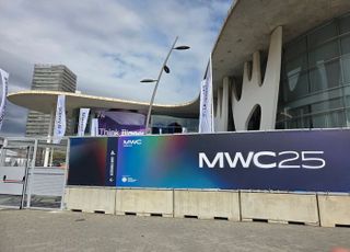 [MWC 2025+개막] AI가 허무는 산업 경계 ... 각 기업 돌파구는