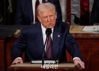 트럼프 ‘알래스카 가스관’ 한국 참여 발언에…가스·강관株 동반 급등