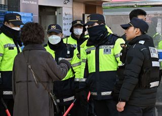 경찰, 탄핵심판 선고일 헌재 인근 주유소 폐쇄 추진 ‘방화 방지 차원’