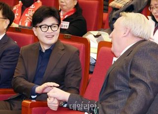 인요한 "한동훈, 尹과 화해시키려 했으나 실패…중요한 당의 자산"