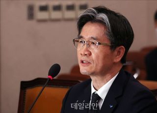 공수처장 "尹대통령 기소 적법했다"…여당 사퇴 요구 거부