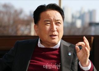 [인터뷰] 김영환의 충북 혁신 통했다…"'일하는 밥퍼' 전국 벤치마킹 문의 쇄도"