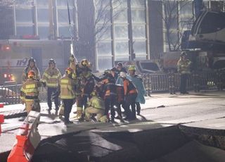 광명 신안산선 붕괴 실종자 이틀째 수색 총력…오전 중 구조 목표