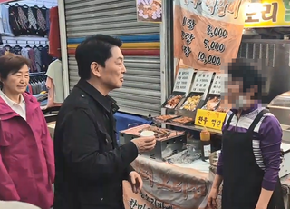 [현장] '반탄파 때리며…' 안철수, 대구 이틀차 '전략적 선택' 호소