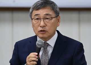 정근식 서울교육감 "사교육 카르텔 유착 교원 중징계 엄정 조치"