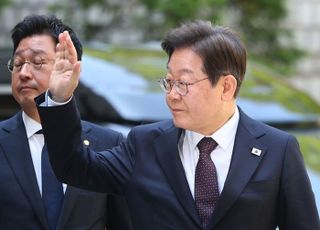 [4/30(수) 데일리안 출근길 뉴스] 이재명은 '우클릭' 행보…한덕수는 '호남표' 손짓 등