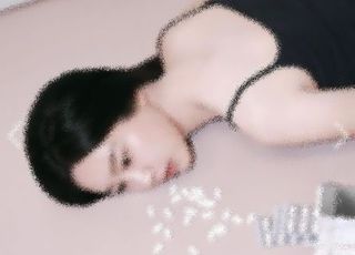 "약 먹고 연출했나" 비난 쏟아진 비타민 광고...어떻길래?