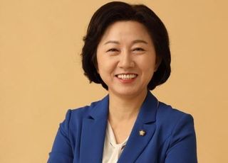 '경로당 기부행위' 송옥주 의원, 첫 재판서 혐의 부인