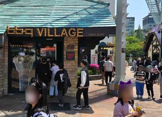 BBQ 잠실 롯데월드점 오픈 1주년, 매출 2배 ‘껑충’