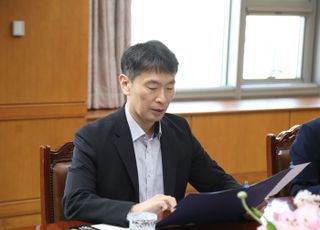 이복현 "정치상황 동요 말라…경제부총리 대행 중심 금융안정에 만전"