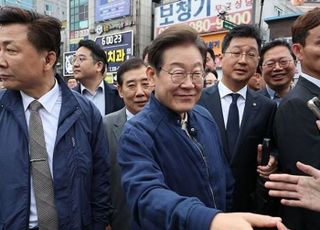 李 파기환송에 한덕수·최상목 사퇴까지…외신들 “韓 정국 혼란 심화”