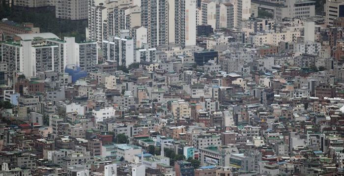 대형사에 밀린 중견사들…일감 찾아 ‘모아타운’ 속속 집결