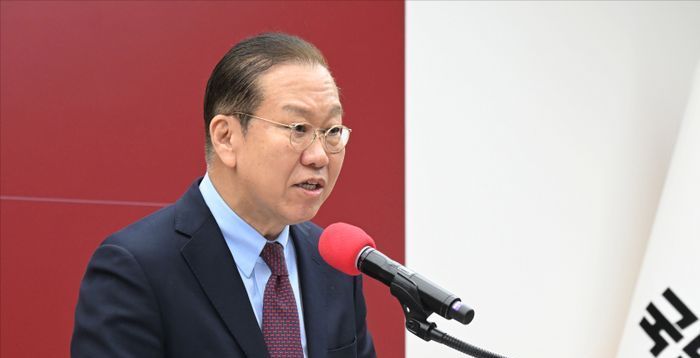 권영세 "김문수가 당원 신뢰 헌신짝처럼…읍참마속 뼈아픈 결정"