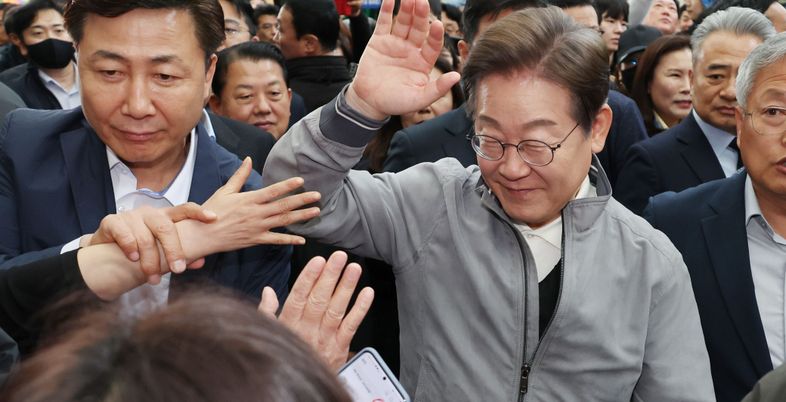 이재명 경호강화…"후보 습격모의 잇단 제보…대인접촉 어려워"