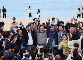 이재명, 김문수 선출에 "헌정질서 회복과 완전히 반대로 가고 있다"