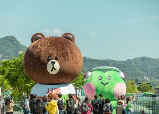 광화문에 등장한 브라운과 미니니…IPX, 서울스프링페스타 참여