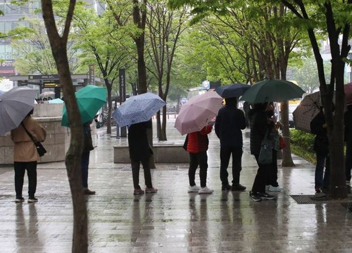 [내일날씨] 전국 대체로 흐리다 오후부터 비