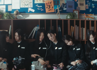 '널디'한 이프아이, 널 뒤흔들 루키의 탄생 [MV 리플레이①]
