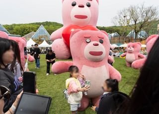 롯데홈쇼핑, 벨리곰 전시에 의왕 가족 단위 쇼핑객 '북적'