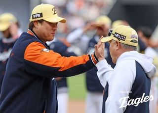 류현진 한미 통산 190승…한화도 8연승 공동 선두