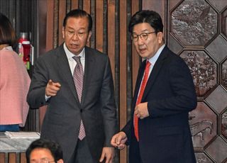 국민의힘, '김문수 마이웨이'에 우왕좌왕…"지금 분열은 필패" [단일화 분수령 ②]