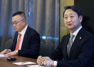 안덕근 산업부 장관 "체코 경쟁당국이 두 번이나 명확히 판결…큰 문제 없을 것"