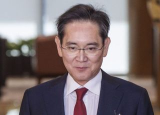 무게감 커지는 삼성의 '전장'...이재용 '선구안' 통했다