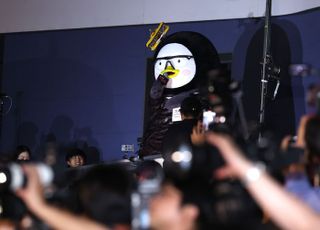 톰크루즈에게 질문하는 펭수