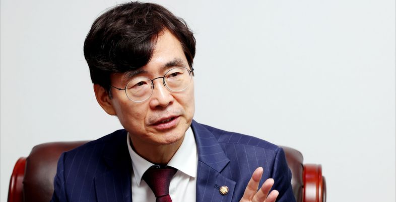'할 말은 한다' 조경태 "민주당, 삼권분립 부정·대법원 겁박 즉각 중단하라"