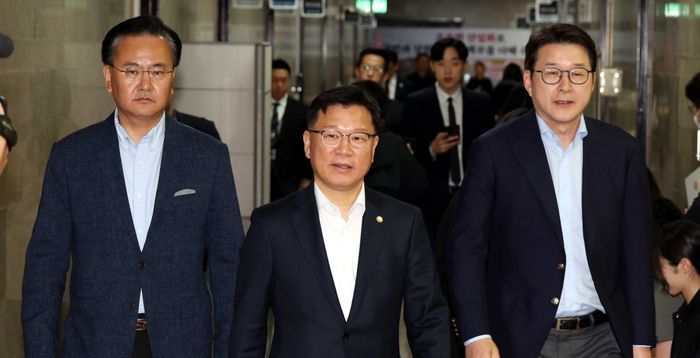 [속보] 국민의힘, 단일화 협상 결렬시 후보자 교체 권한 비대위에 일임