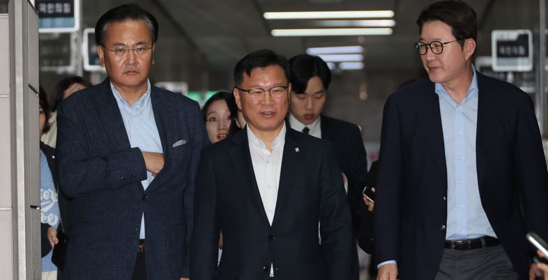 국민의힘 "김문수 후보 자격 취소, 한덕수 입당 및 후보 재선출 절차 진행"