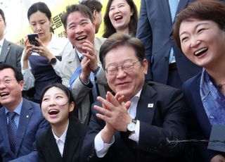 민주당, 김문수 끌어내려지자 "청빈한 삶" 평가했는데…후보 복귀