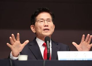 [속보] '후보 자격 회복' 김문수 "즉시 선대위 출범해 반이재명 전선 구축"